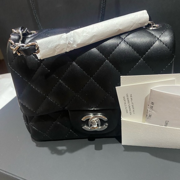 Chanel 24c MINI SQUARE CLASSIC - Picture 5 of 6